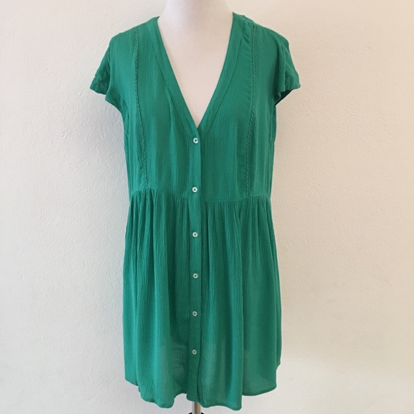 Anthropologie Tops - Anthropologie Vanessa Virginia Green Top Size M